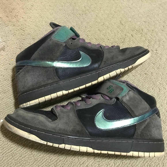 nike sb dunk mid northern lights